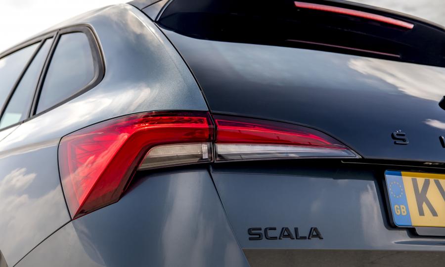 Детали экстерьера Skoda Scala Monte Carlo 2020 года  (UK) (фото 24 из 31)